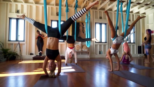 #SISwimSearch finalists try doing aerial yoga